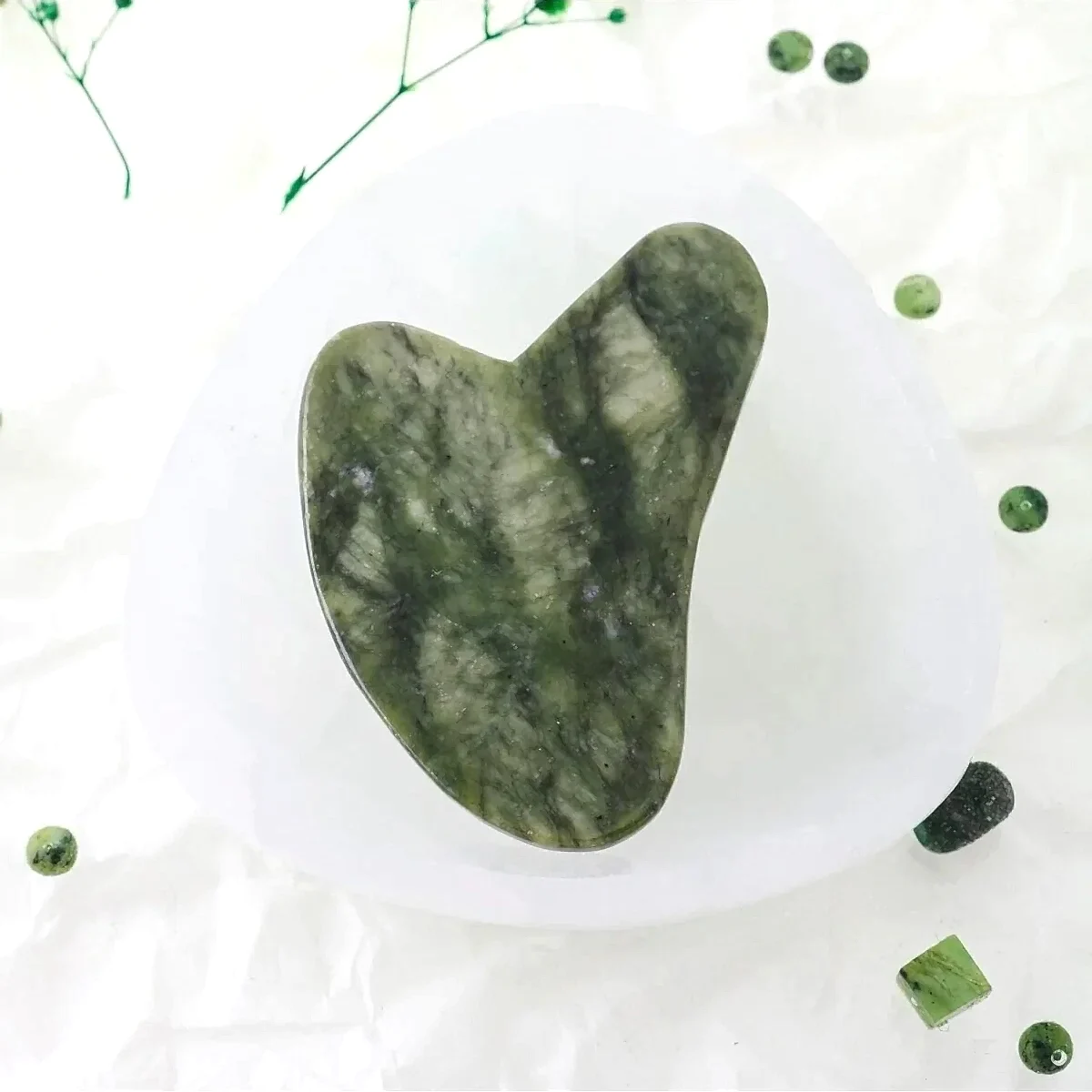 Yeşim Taşı Gua Sha Yüz Masaj Taşı Kalpli