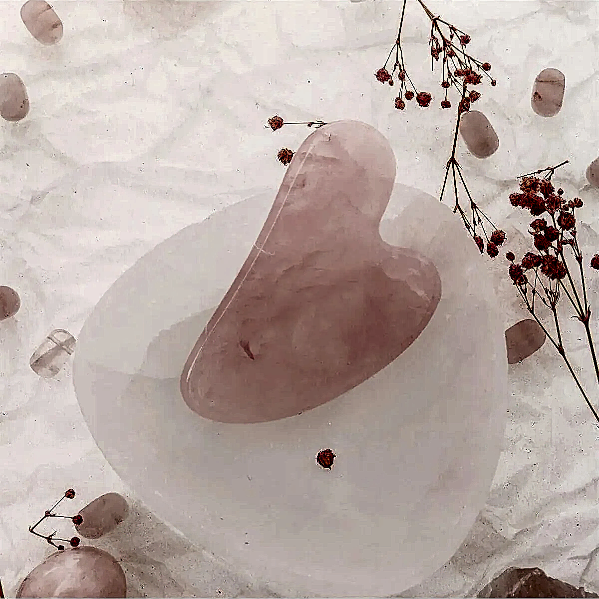 Pembe Kuvars Taşı Gua Sha Yüz Masaj Taşı Kalpli